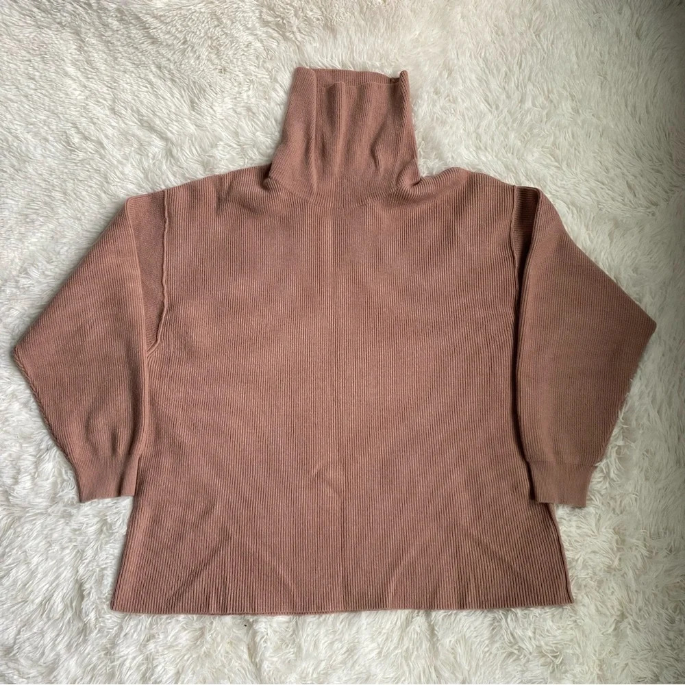 Free People Wonderful Turtleneck Pullover Sweater.  Size L.  Winter Bloom. Pink. - Picture 2 of 9